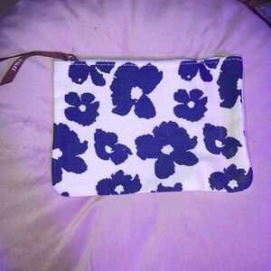 ✨3 for 15$ Mini Makeup Bag Different Styles✨